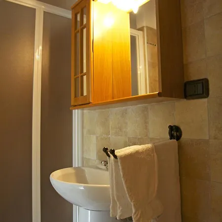 Sul Lago مونسينيسيو